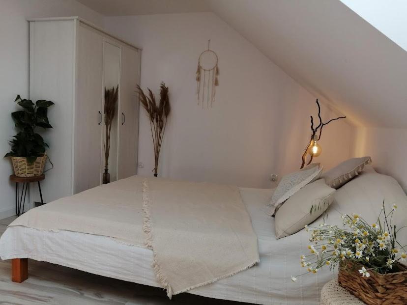 Polne Zacisze Guest House Lgin Exterior foto